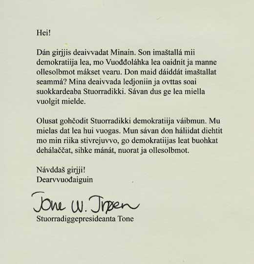 Stuorra riegádanbeaidoalut masa buohkat leat bovdejuvvon, jurddaša Mina cokkadettiin suohkkobuvssaid.