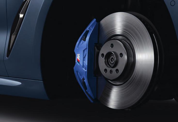 KIEGÉSZÍTŐ FELSZERELTSÉG. Futómű xdrive M Sport fék 2NH 0 - Alumínium fix-nyerges első fékek és acél úszónyerges hátsó fékek.