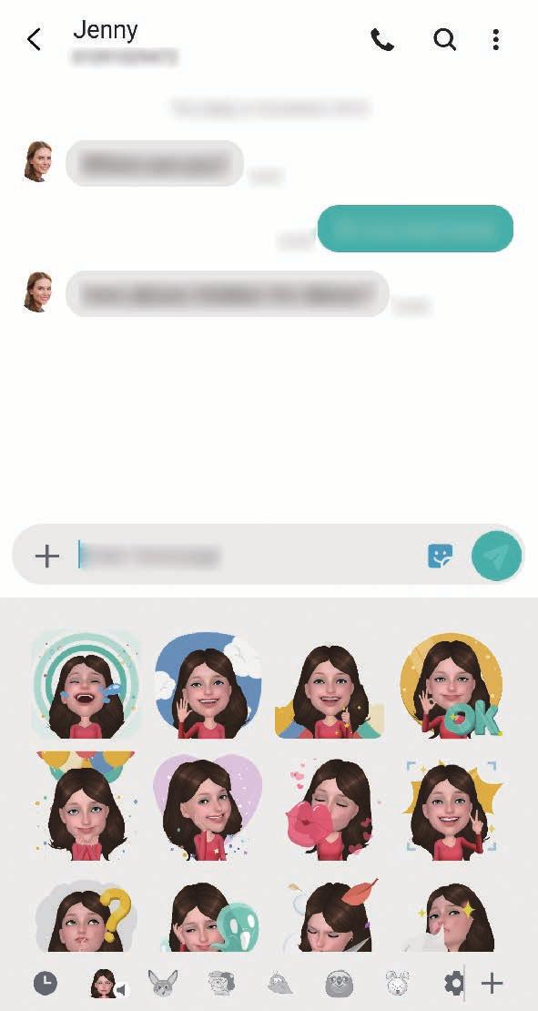Megjelennek az Egyéni emoji matricák. Válassza ki a megosztani kívánt matricát.