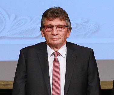 Országos Szövetségének volt Területi Elnöke Fehér Béla, a Don Bosco Általános Iskola,