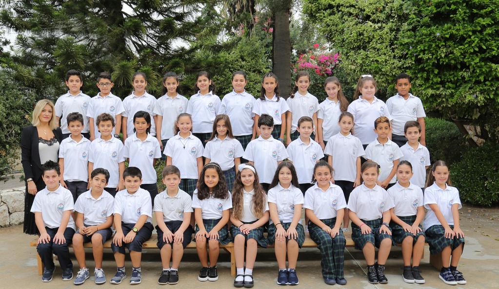 cm 1 4 Avec Mme Sandrine Sandro El Hajj, Walid Bou Younes, Rayane Akiki, Ivan Karim, Karen El Becherraoui, Serena Rouadi, Marie Lyn Allam, Taliya Abboud, Valerie Chebly, Christie Joe Fata, Nell