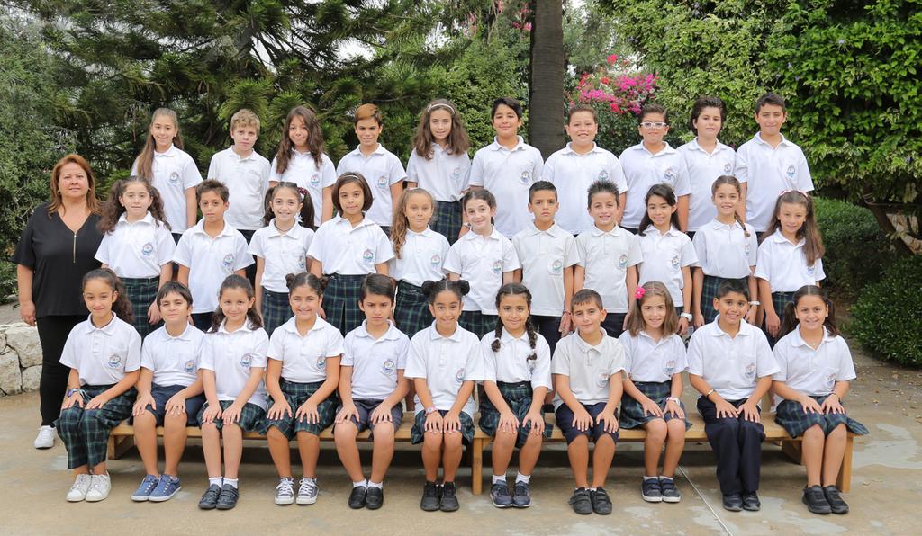 Celina Mouawad, Raphaelle Souaiby, Maria Azar, Lynn Bou Ghazaly, Maria Kanaan, Mia Maria Chedid, Cynthia Bandar, Zakhia Merheb cm 1 5 Avec Mme Paula Helou Nay Salloum, Elias Kerellos Ibrahim, Elia