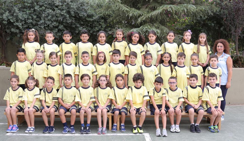 ce 1 4 Avec Mme Maria Zgheib Nacouzi Céline Oueiss, Maria Zgheib, Gio Hadwane, Joe Mrad, Aydan Saliba, Sarah Laoun, Maria Souaid, Yann Semaan, Maurice Merhi, Charbel Saliba, Faraj Slaiby, Loukas
