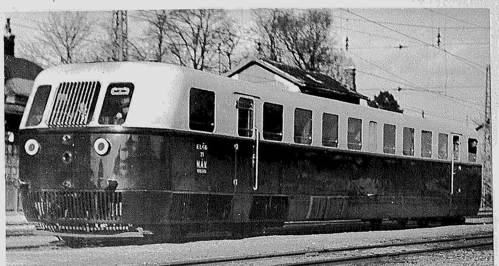 Árpád sínautóbusz Gyártási év: 1934 Teljesítmény:220 LE
