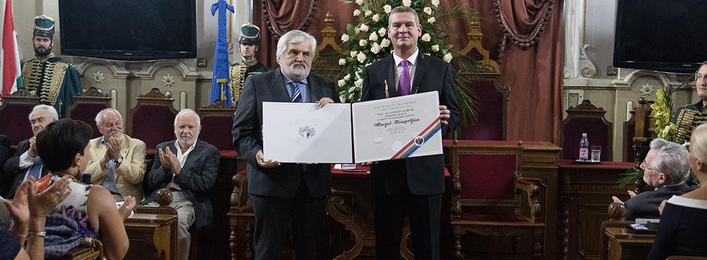 Szabó Gábor rektor Szeged új díszpolgára (/sztetelevizio/2018/szabo-gaborrektor?objectparentfolderid=19426) 2018. május 30.
