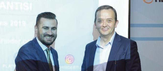 Genel Kurula Sponsor olan firmalara plaket verildi Programın ilk kısmında Fidancılar Sigorta adına Orhan Fidancı ve Corpus Sigorta adına Sertem Demir bir sunum gerçekleştirdiler.