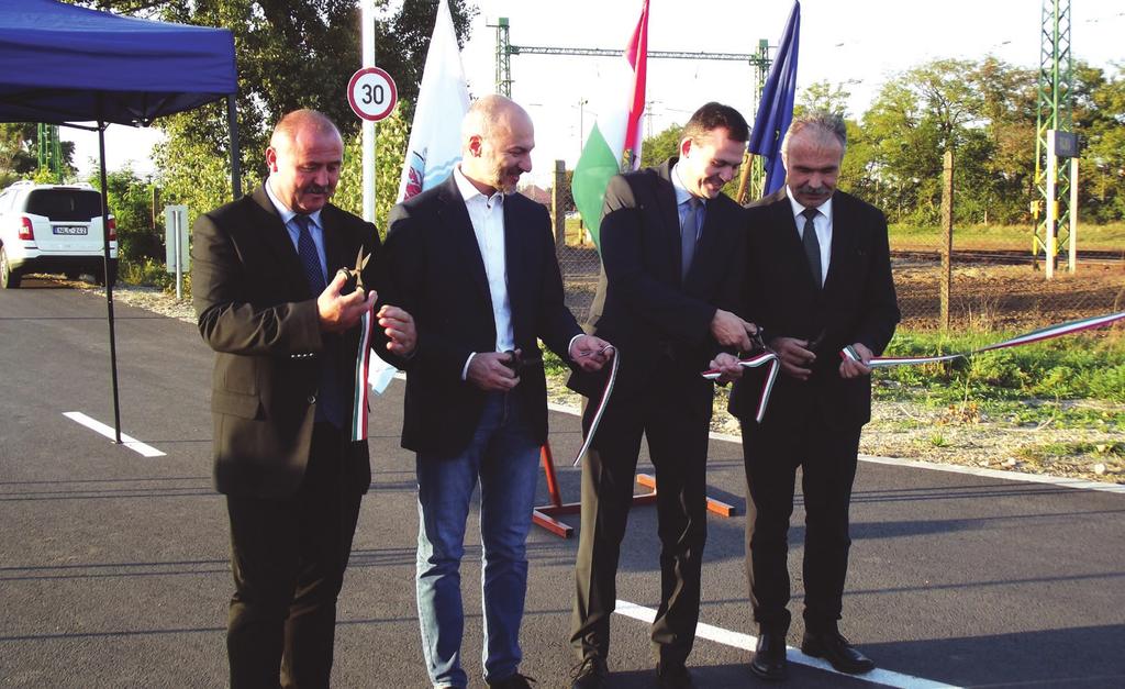 A település gazdasági fellendülését szolgálja Iparterületét fejleszti az új úttal Rajka Önkormányzata A rajkai iparterület fejlesztéséhez szükséges út kiépítésére a megyei önkormányzat szavazott meg