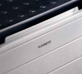 Az ACX 40G kiemelkedő technológiai képességeit felhasználva akár jégkockákat is készíthet a benne lévő jégkockatartóban.