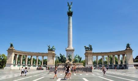 FELADATOK 1. Idézd fel az előző tanévi ismereteidet a betűrendbe állítás szabályairól! Állítsd betűrendbe az alábbi családneveket! Péterffi Péter Péterfi Pap Papp Pék Péreli Péntek 2.