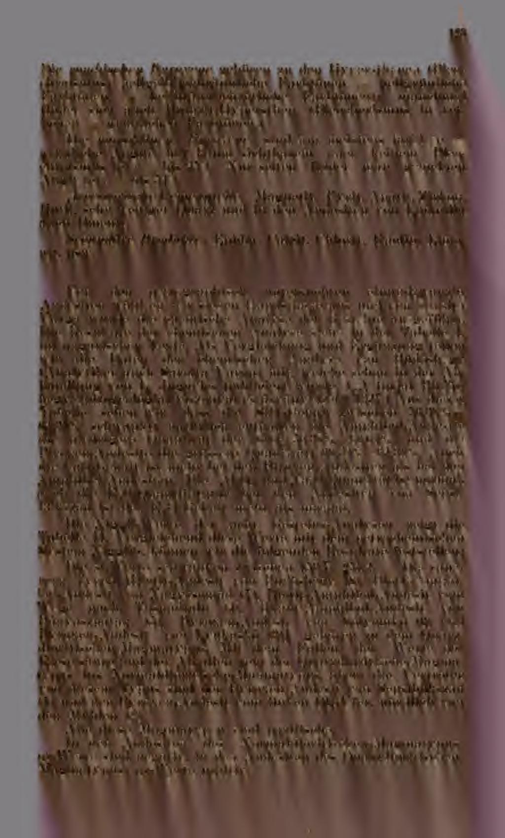 123 Die rombischen Pyroxene gehören zi\ den Hypersthenen (Pleoohroismus: 'hellgelblichbraunliche Farbtönen hellgrünliche Farbtönen bel 1 brit unlichrötliehe Farbtönen); mianohmal findet sich auch