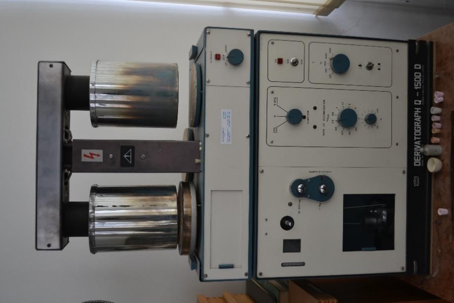 Derivatográfiás vizsgálat Alkalmazott berendezés: Derivathograph Q-1500 D Mérés paraméterei Referencia anyag: alumínium-oxid Felfűtési sebesség: 10 C/perc Hőmérsékleti