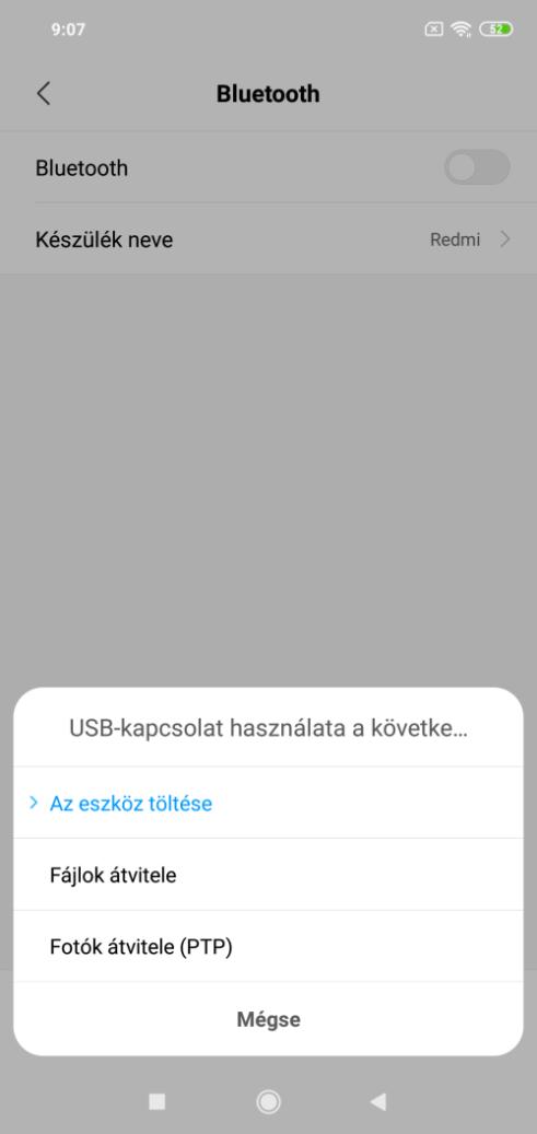 Üzembe helyezés Az akkumulátor töltése Csatlakoztassa az adaptert a készülékhez, majd a fali aljzathoz. A ikon az akkumulátor töltése alatt zöldre vált.