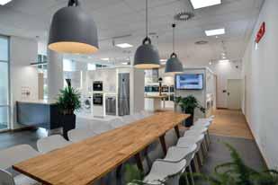 Bosch Home bemutatóterem 1023, Budapest, Árpád fejedelem útja 26-28. Nyitvatartás: Hétfő - Péntek: 9:00-17:00 Szombat: 9:00-13:00 Bosch Márkaszerviz 1023 Budapest Árpád fejedelem útja 26-28. www.