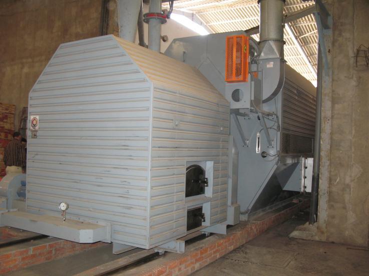 PULS MODEL COMBUSTION CHAMBER The PULS model combustion chamber, with several power levels up to 9,000,000 kcal/h, was added to BERALMAR s wide range of heat generating equipment.
