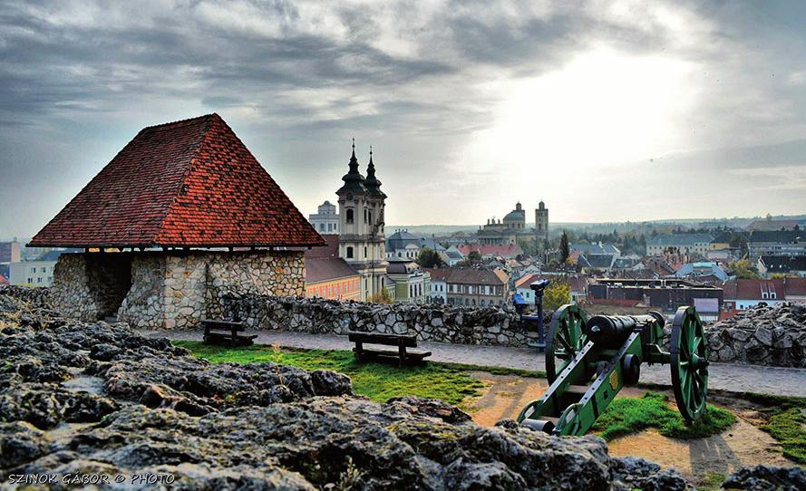 Általános információk EBÉD Büféasztalos ebédet biztosítunk a Vándorgyűlés helyszínén, szeptember 26-27-28-án. Díja: 5.000 Ft/ebéd (4.762 Ft + ÁFA) MRE FUTÁS / Gyaloglás Időpont: 2019. szeptember 27.