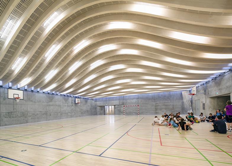 FORMA - DINAMIZMUS Gammel Hellerup Gymnasium / BIG Hellerup, Denmark / 2013 A tető belső és