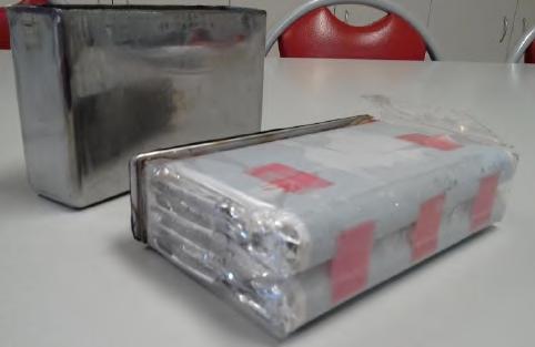 com/store/publications/mitsubishi-i-miev-battery-module-cad-model/c-23/c-70/p-237 Ami még szóba jöhetne, az a 2. akkutípus, a zacskós (pouch) cella. Ezeket ún.