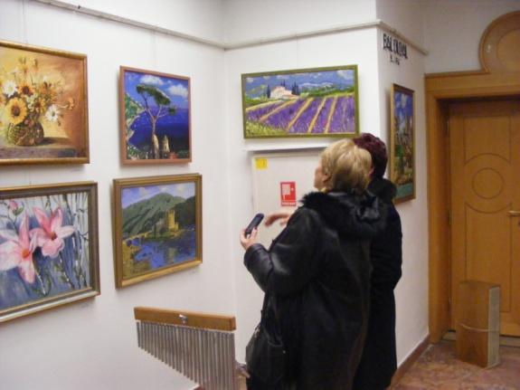 Galéria 21 kiállítóterem Galériánkban elsődlegesen a Csepeli Munkásotthonban működő tárgyalkotói csoportoknak biztosítunk kiállításokat.