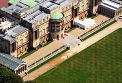 Tudnivalók a Buckingham-palotáról Helyszín:.