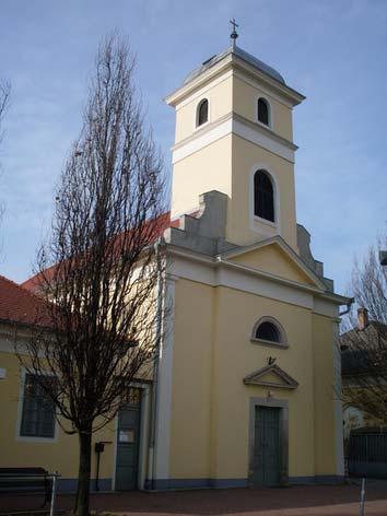 Restaurálva 1891-1892-ben. Bővítve 1909-1910-ben.