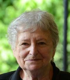 BÚCSÚ PROF. EMERITA DR. DULOVICSNÉ DOMBI MÁRIA DR. PROFESSZOR ASSZONYTÓL 1937. február 9-én, Szegeden született. Egyetemi diplomáit, doktori minősítését kitüntetéssel szerezte.