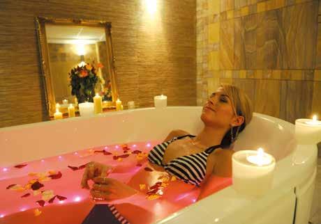 A 4 csillagos Hotel Aquarell wellness központja Cegléden az a hely, ahol az izmok ellazulnak, a stressz oldódik, a feszültség elköltözik a testből, a lélek felüdül, a szellem felfrissül.