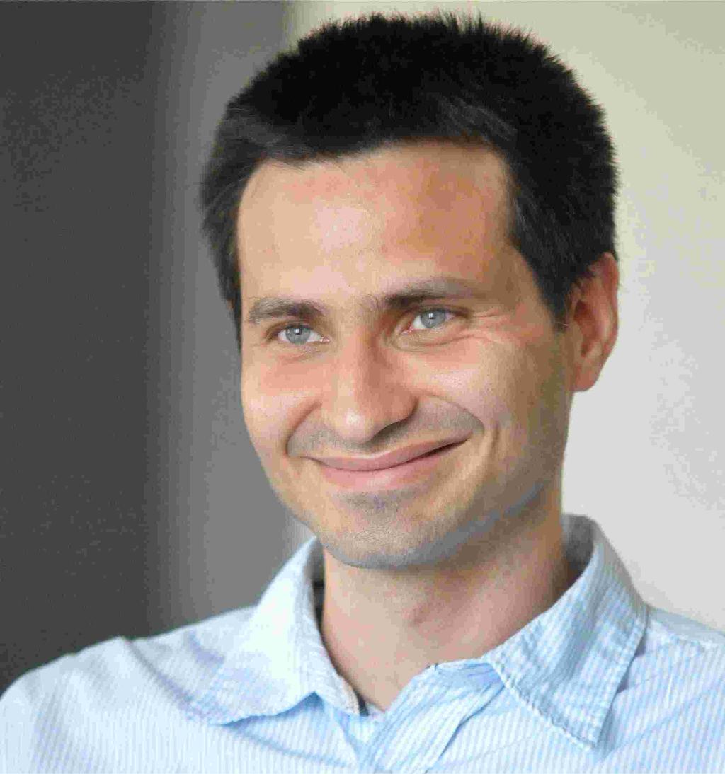 2006-ban ve dte meg a doktori e rtekeze se t szinte n a Budapesti Corvinus Egyetemen. A doktori cı m megszerze se uta n az egyetemen maradt, itt oktatott e s kutatott.