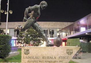 A Mi Utcánk program bevallott célja, hogy a közösségi élet fontosságára hívja fel a figyelmet.