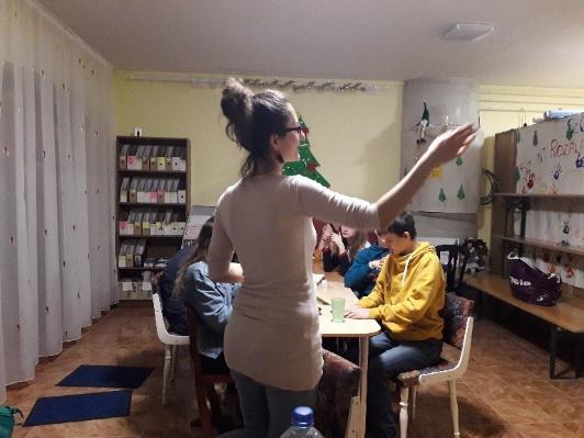 különböző készségeket és fejlődhetett énképük és közösségi életben való helytállásuk.