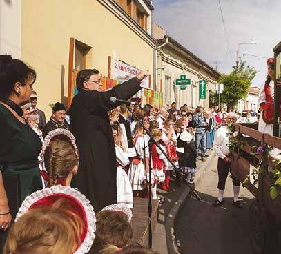 Segítségükkel olyan népszerű rendezvények várják a kerületieket, mint a Nagytétényi Szüreti Mulatság, a Rózsavölgyi Patak Parti vagy a Szent Mihály-napok.