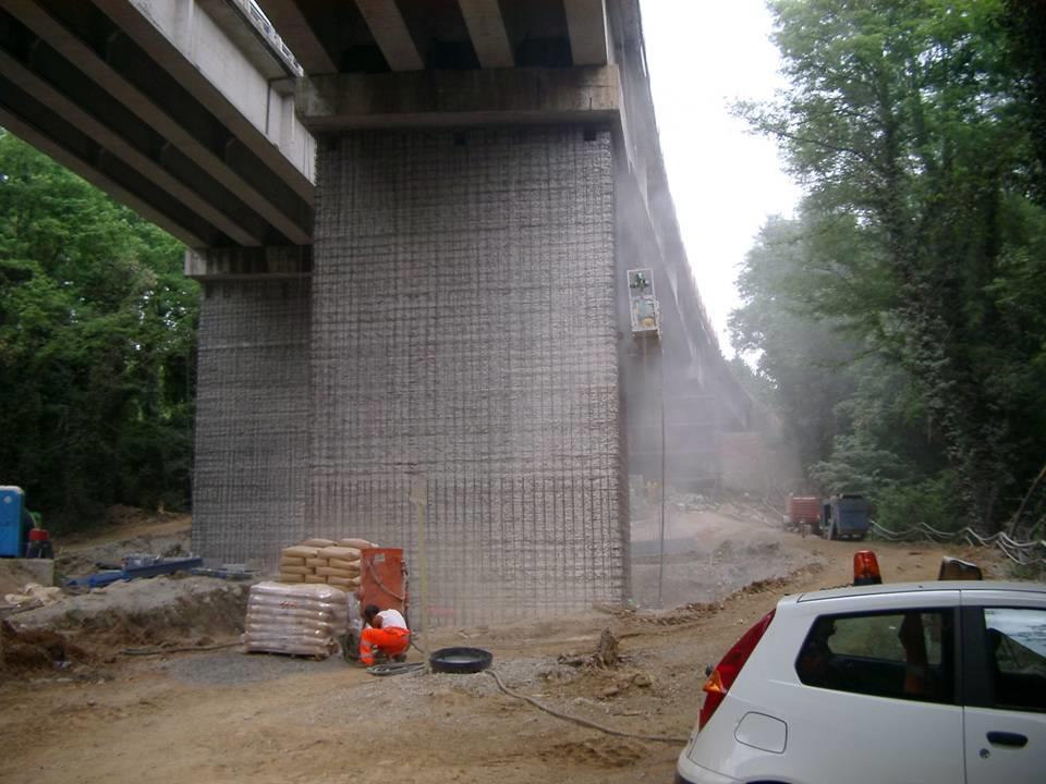 VIADUKT PILLÉRJAVÍTÁS - Öntömörödő beton, magas mechanikai szilárdsággal