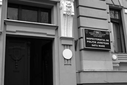 Vannak olyan közigazgatási intézmények, általában az országos központi irányítás alá tartozó állami szervek helyi képviseletei, mint a rendőrség (6. kép), az adóhivatal, a bíróság, a börtön vagy a 6.