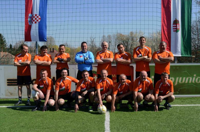 Sport Horvát győzelem a magyar-horvát focimeccsen Idén is megtartották a magyar és horvát polgármesterek,