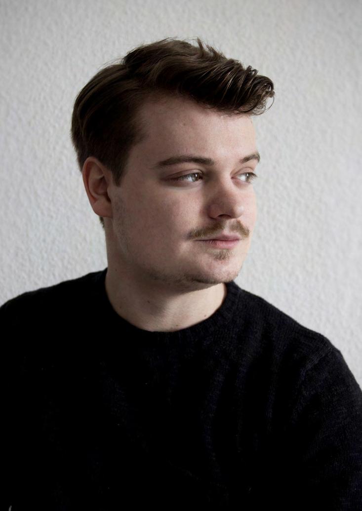ABOUT ME I am Art Director and future designer from Munich, living in Barcelona.