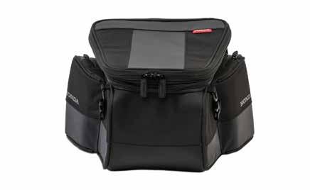 Hátsóülés-táska szett 08ESY-MKJ-STB18 Egyszerű és funkcionális hátsóülés-táska, melyet kifejezetten a hátsó ülés elkeskenyedő formájához terveztek.