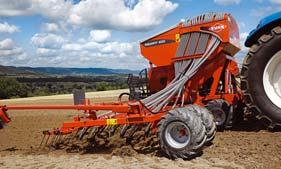 Az Ön KUHN márkaképviselője 3 7 KUHN S.A. 4 Impasse des Fabriques - BP 50060 F-67706 Saverne CEDEX - FRANCE KUHN CENTER Magyarország Kft. 6000 Kecskemét, Búzakalász utca 20.