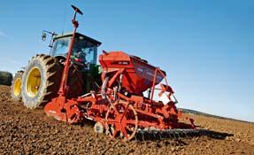 A traktor első híd terhelése mindig el kell érje a traktor nettó súlyának legalább a 20%-át.