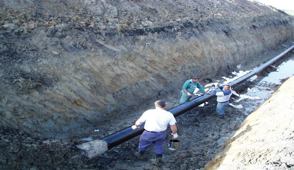 A csővezetékek elsősorban a vasúti szállítással szemben jelentenek versenyt.