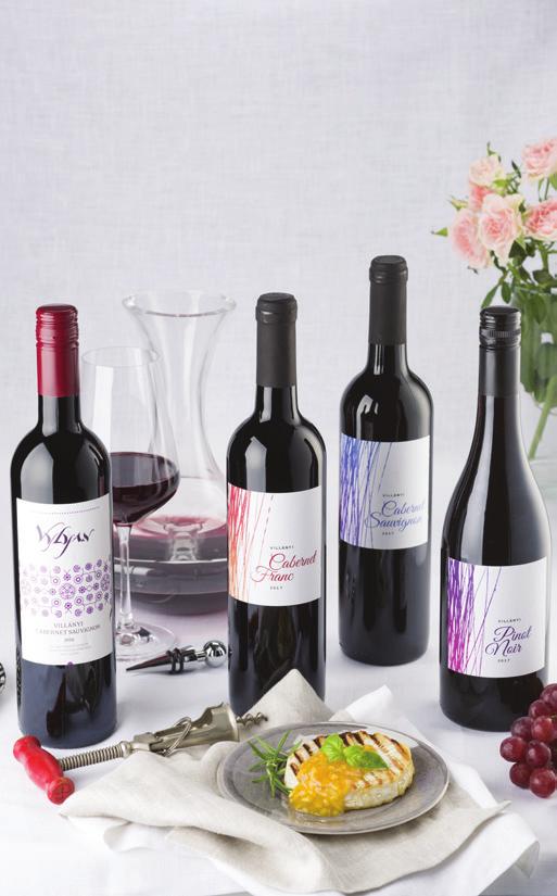 VILLÁNY Vylyan Cabernet Sauvignon száraz vörösbor, javasolt kacsából készült ételekhez, sültekhez, pizzákhoz, ideális fogyasztási hőmérséklet: 6 C 598,67 Ft/l 09.05-től 09.07-ig!