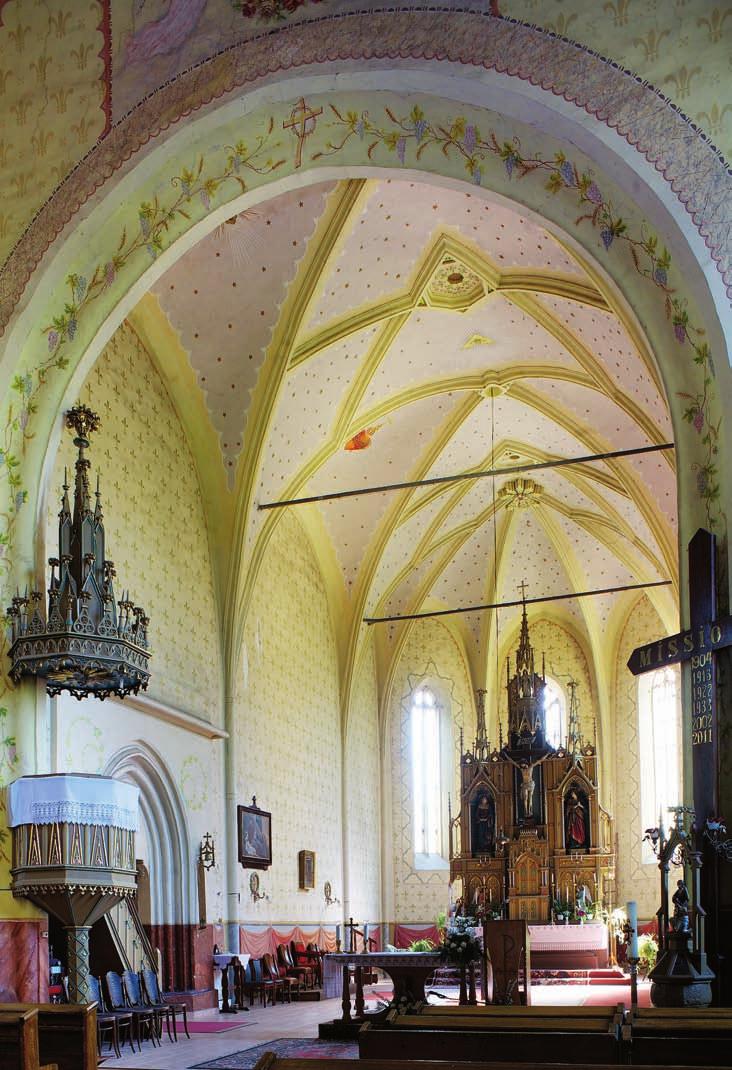 BEREHOVE Römisch-katholische Kirche DE Das herausragende Kirchengebäude von Transkarpatien spiegelt die Bedeutung der Stadt wieder.