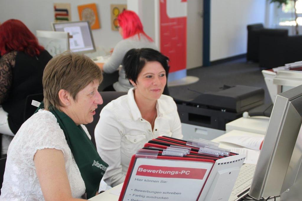 11 BU: Annett Annett Kurth aus Kurth Wermsdorf aus hier Wermsdorf beim professionellen hier beim Bewerbungsmanagement professionellen mit