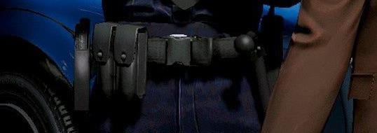 FELSZERELÉS Szolgálati ingzubbony - Az LSPD által használt ingeknek két típusa van: a hosszú- és a rövid ujjú változat.