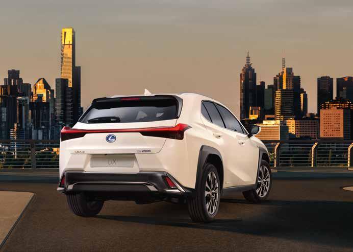 LEXUS UX 250h 2WD HIVATALOS ÁRLISTA HIVATALOS MÁRKAKERESKEDÉS LEXUS BUDA 1112 Budapest, Budaörsi út 185 195. Telefon: +36 1 2 482 482 www.lexusbuda.