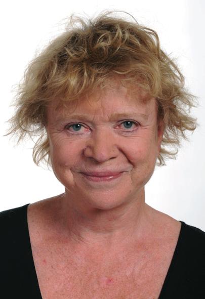 Bevezetője Eva Joly Eva Jolynak hívnak. Az Európai Parlament Zöldek/Európai Szabad Szövetség képviselőcsoportjához tartozom. Bár norvég származású vagyok, Franciaországban választottak képviselővé.
