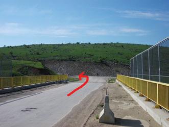 Túri-hasadék Szind, unitárius paplak (5,09 km, 112 m) MP-31 MP-33 Tovább haladunk, és közvetlenül az autópálya mellett, a magasfeszültségű vezeték