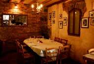 Trattoria Toscana Trattoria Toscana Cím: 1056 Budapest, Belgrád rakpart 13. Honlap: www.toscana.hu Telefon: 1/327-0045 E-mail: info@toscana.hu reservation@toscana.