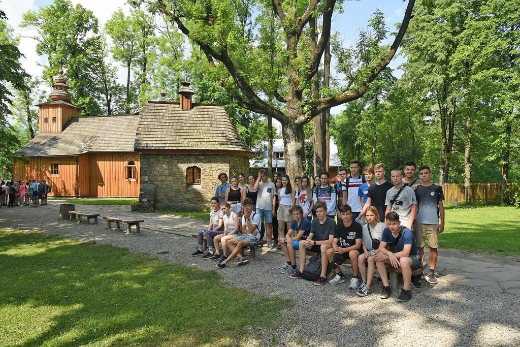 Majd a piac felé vettük az irányt, ahol szabad program keretében különféle helyi