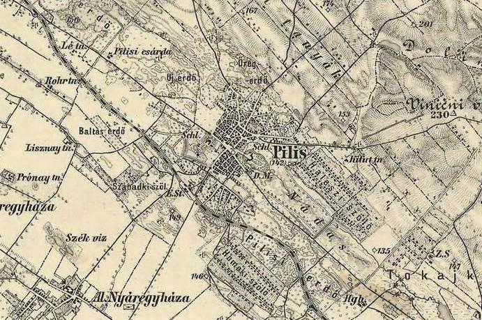 68 Az 1952-es térképen jól kirajzolódnak az utcák, utak.