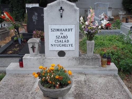 Nem úgy, mint szegény Szimhardt Károly és a