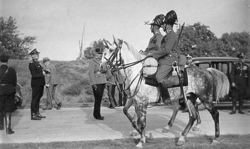 hatodik), 1935.